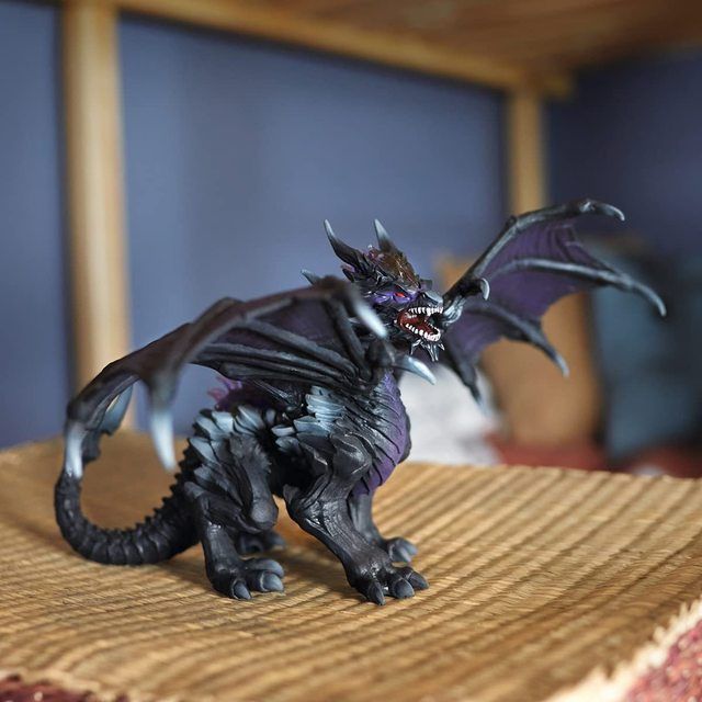 Schleich - Eldrador Creatures - Shadow Dragon (70152) with defect